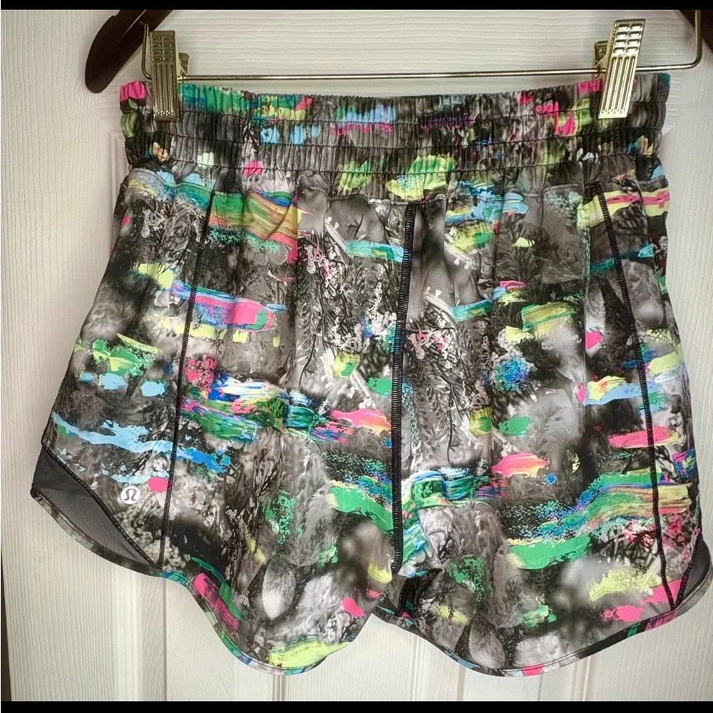 Lululemon Hotty Hot Shorts